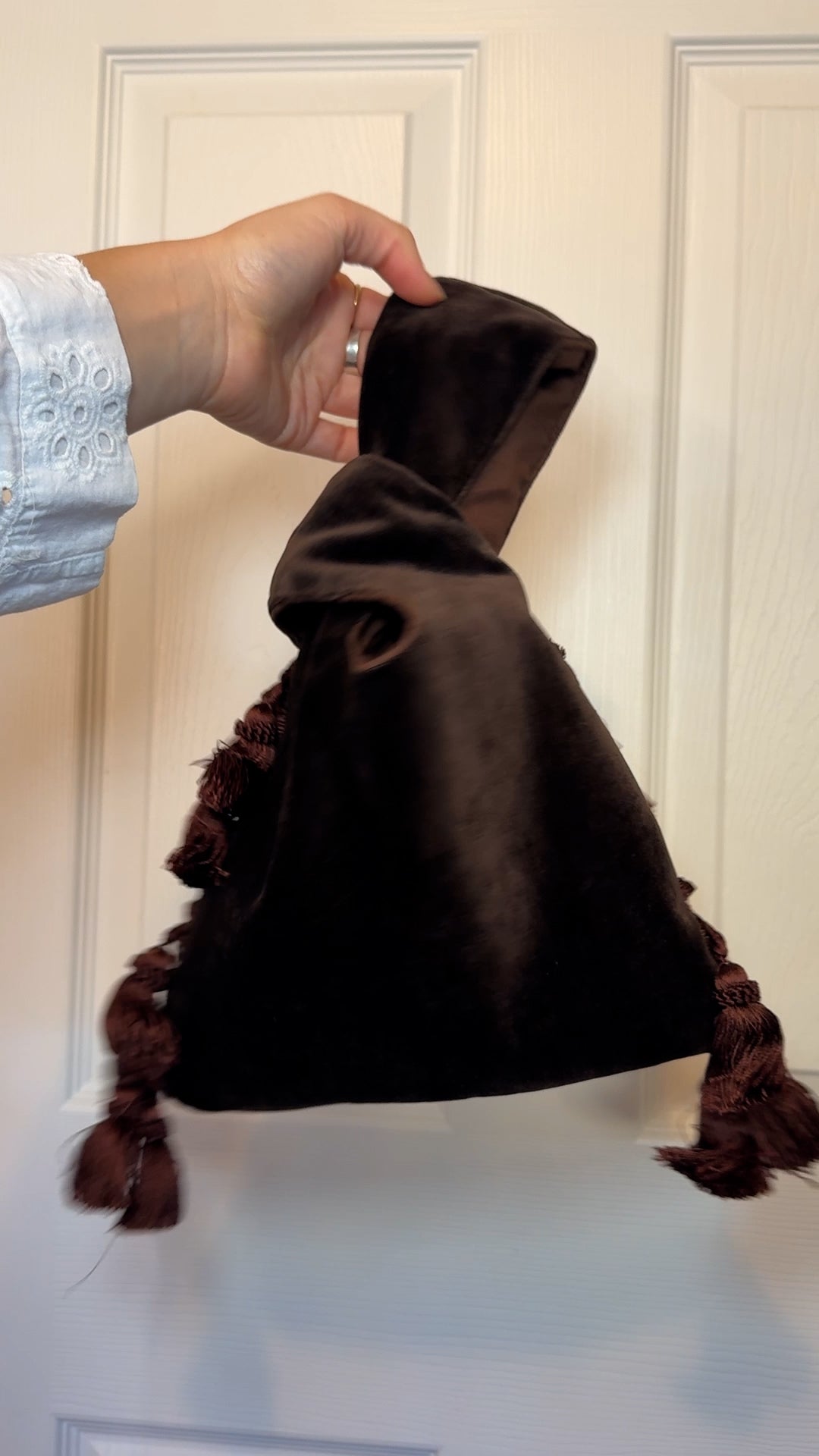 Velvet Tassel | Knot Bag