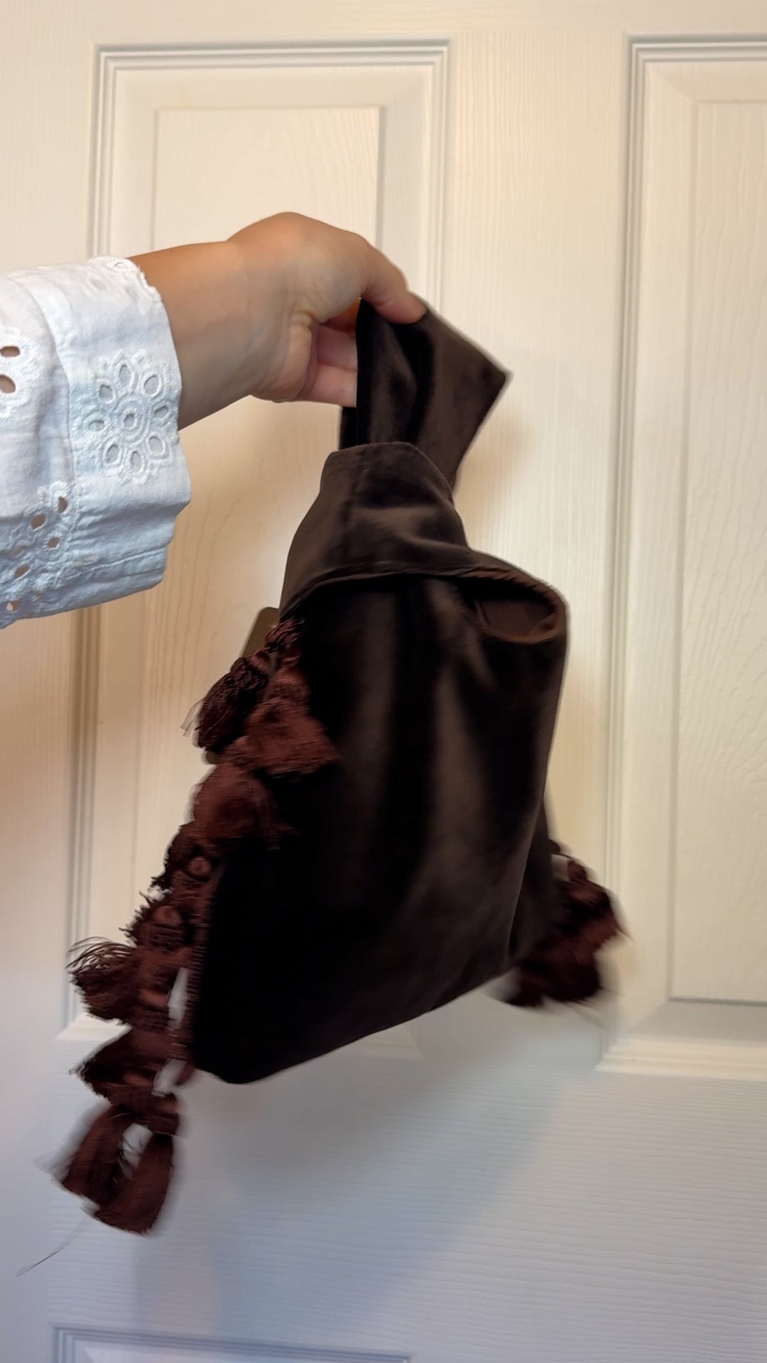 Velvet Tassel | Knot Bag