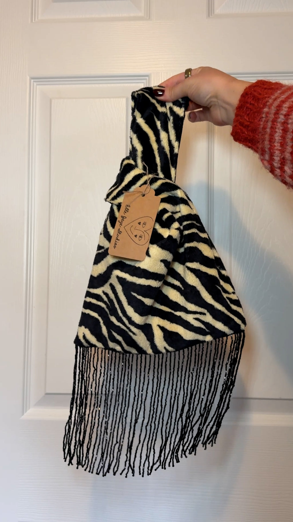 Zebra Girl 01 | Knot Bag