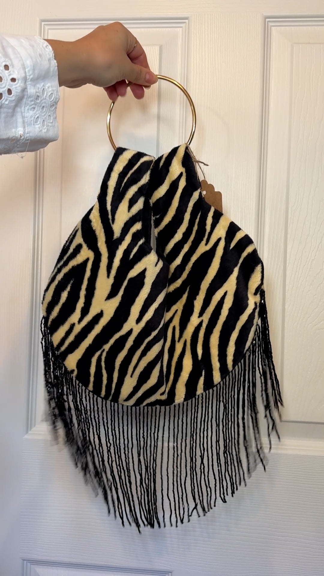 Zebra Girl 02 | Hooped Bag