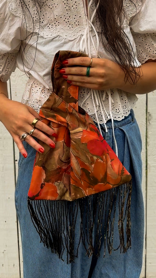 August 01 | Knot Bag